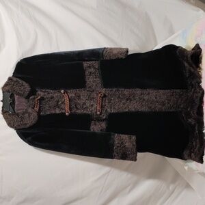 (BX13) SALE! Vintage Penny Lane Faux Fur Union Made Coat Missing 2 Buttons